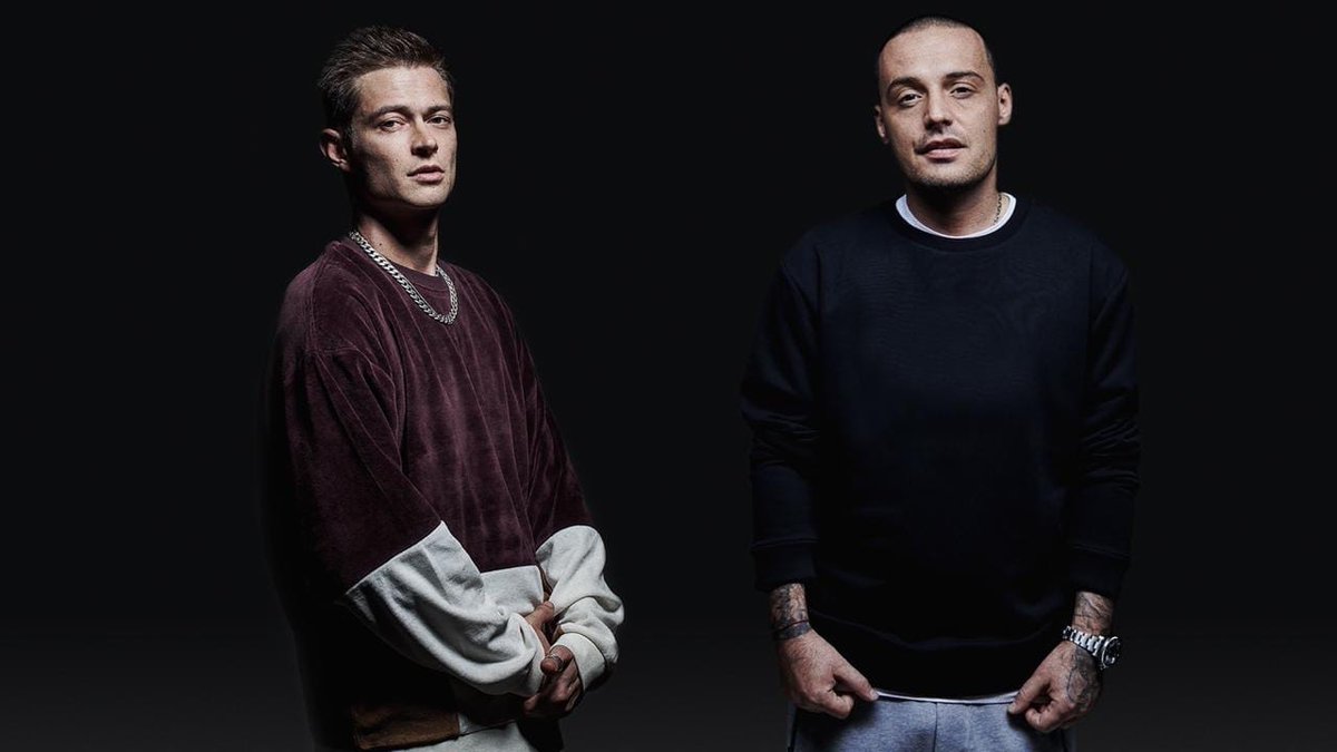 Послушали? 
Guf &amp; Кравц - Лето на ветер 

слушать/скачать: wmr.lnk.to/leto-na-veter