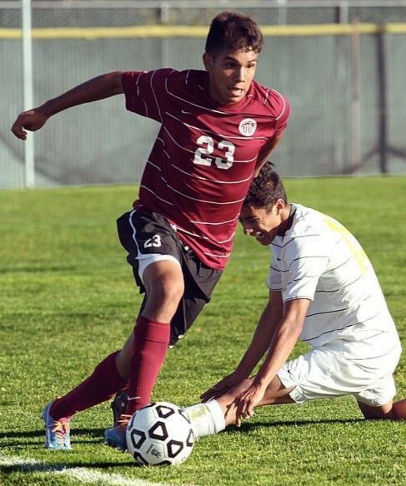 HartnellAthletc's tweet photo. Congratulations to @hartnellsoccer alum @juliovarela138 for signing a professional contract with @gosidekicks. Julio finished his playing career @CSUMBMSoccer. Good Luck on your journey!!! #pantherpride #hartnellcollege #hartnellpanthers https://t.co/LphUILT5gb