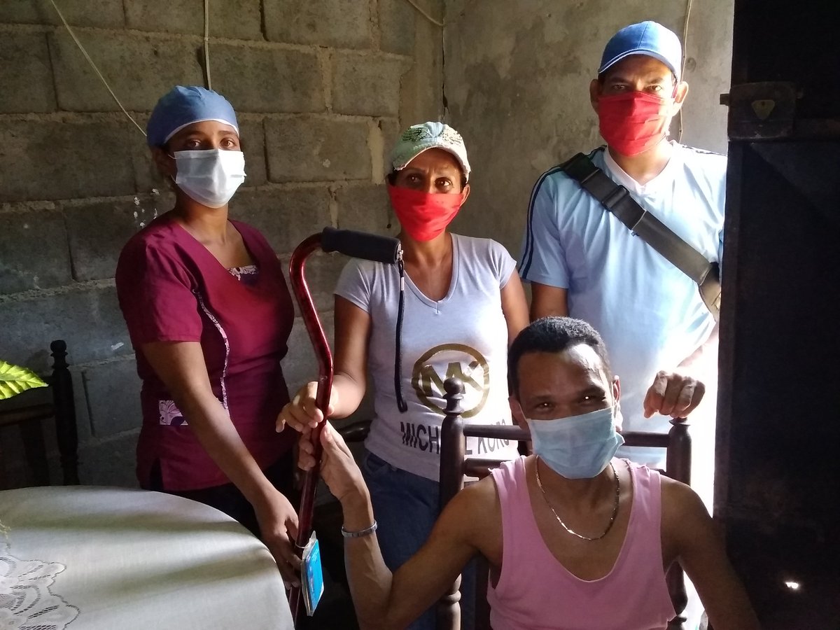 alcaldiajjm1's tweet photo. Con el apoyo de las UBCH del #PSUV Dir. de Salud de la Alcaldía cumpliendo lineamientos de la Alc.@VillegasKarelia entregó ayudas técnicas, Gob @rafaellacava10 #AquíNadieSeRinde!  @gladysrequena @Conapdis @salainass @JuntosVen

#YoSíVotoPSUV

#EconomíaProductivaYParticipativa https://t.co/xacOxZ398y