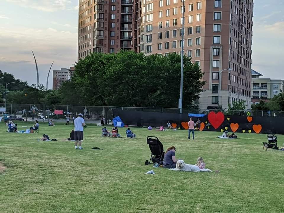 AuroraHighlands's tweet photo. TOMORROW LIVE MUSIC! The Carter Farm Boys will be performing this Saturday at the Park. 🎼🎤
September 12 @ 6:00 pm - 7:30 pm
Be safe. All events are designed to be socially distant.
#livability22202 @NationalLanding @RiverHouseApts @1401SouthJoyce @InstrataPC https://t.co/ekp60p2V3M