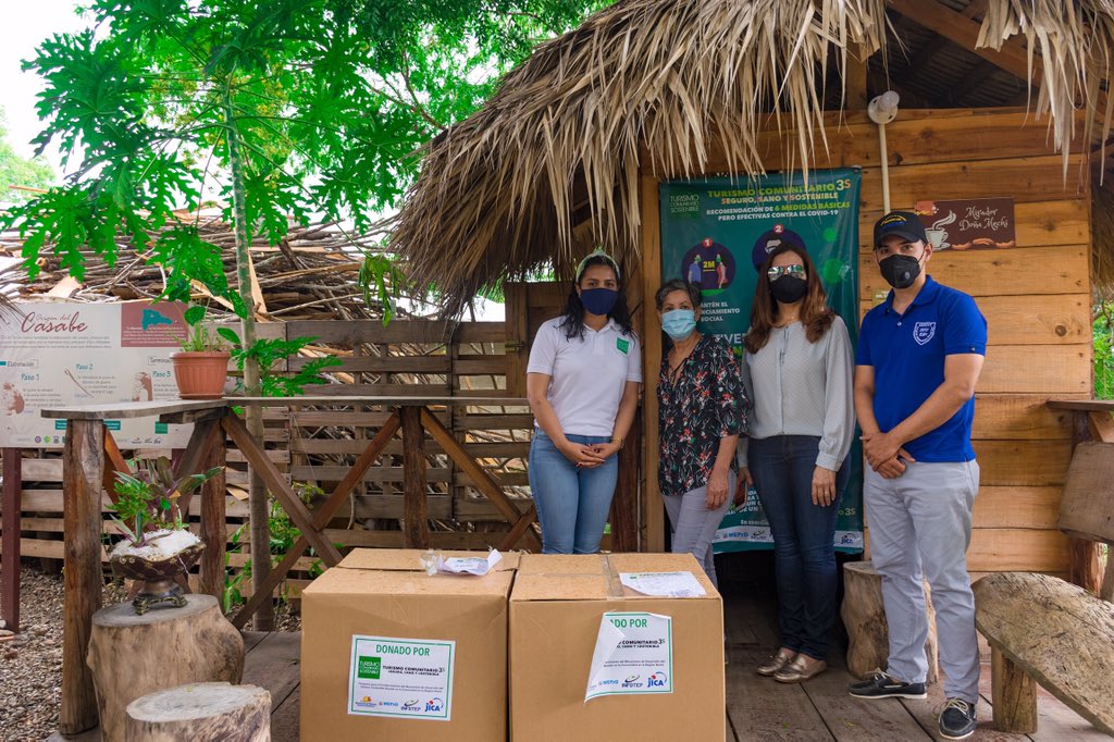 RutadelC's tweet photo. #ProyectoTCS Dona materiales para implementar el protocolo de Bio-Seguridad en la Ruta del Casabe https://t.co/MTTuoqgS8N