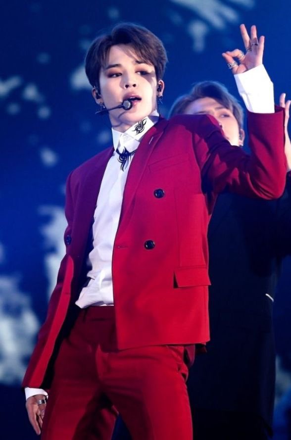 The power of Jimin in his red suit was on full display on 09/13/18 on America’s Got Talent...  @BTS_twt in Dior suits performing Idol & JK looking like “international playboy” drinking chocolate milk BH said “no performances” during the tour but...