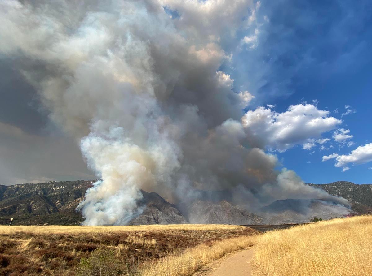 ConnectRocket's tweet image. 100 more people rescued by helicopters as Creek Fire grows to over 140,000 acres. Helicopter pilot said it was, “By far the toughest flying I have ever done.”

#Wildfire #HeloOps #AirRescue

 buff.ly/2Od3y3S