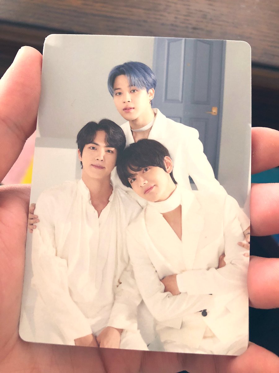 「i think this needs to be framed wtf this」spring ☆のイラスト