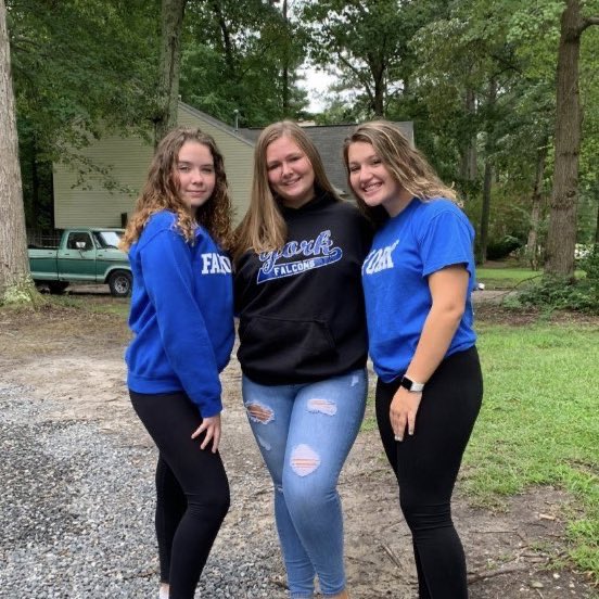 York High Student Council tweet media