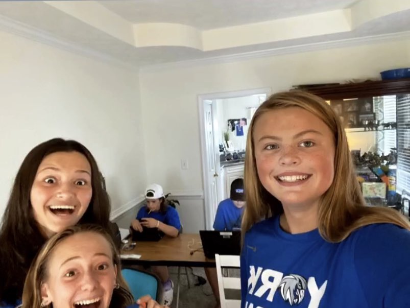 York High Student Council tweet media