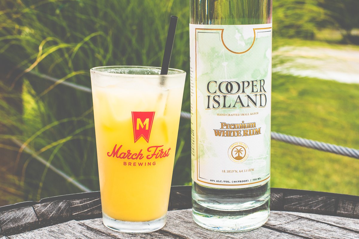 CooperIslandRum's tweet photo. If you ask us it's Island O'Clock about now. https://t.co/NFl4EWcnqW