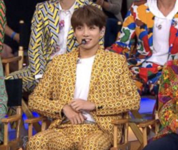 Closing out the 2018 TV performances in America was none other than Good Morning America on 09/26/18 which gave us Idol in their amazing mv suits, adorable kids falling in love with Jimin and swooning over JK’s English  @BTS_twt