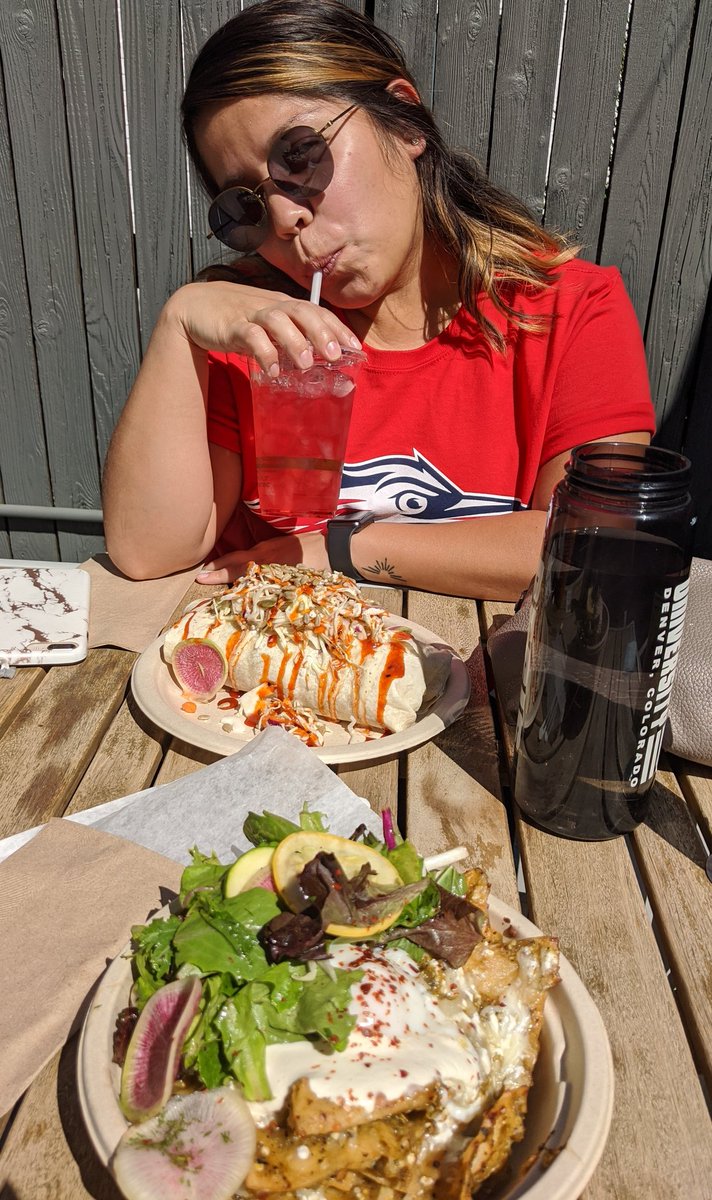realnachoboss's tweet photo. chilaquiles, burritos, best friends and BIZ-ness, ja feel? @jEsp33 https://t.co/9l4WRjXI70