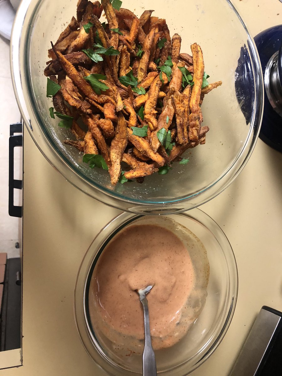 CiaThs's tweet photo. More International Foods Fries Around the World @THSPatriots @ISDSchools #THSFACS #isdstrong https://t.co/M2ld5f50EM