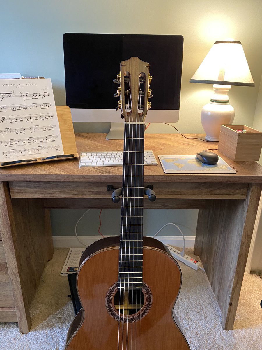 RRHSStrings's tweet photo. Week one ✅! So nice to be back 🎸💪🎻 Happy Practicing! https://t.co/CjaiX0WOCR