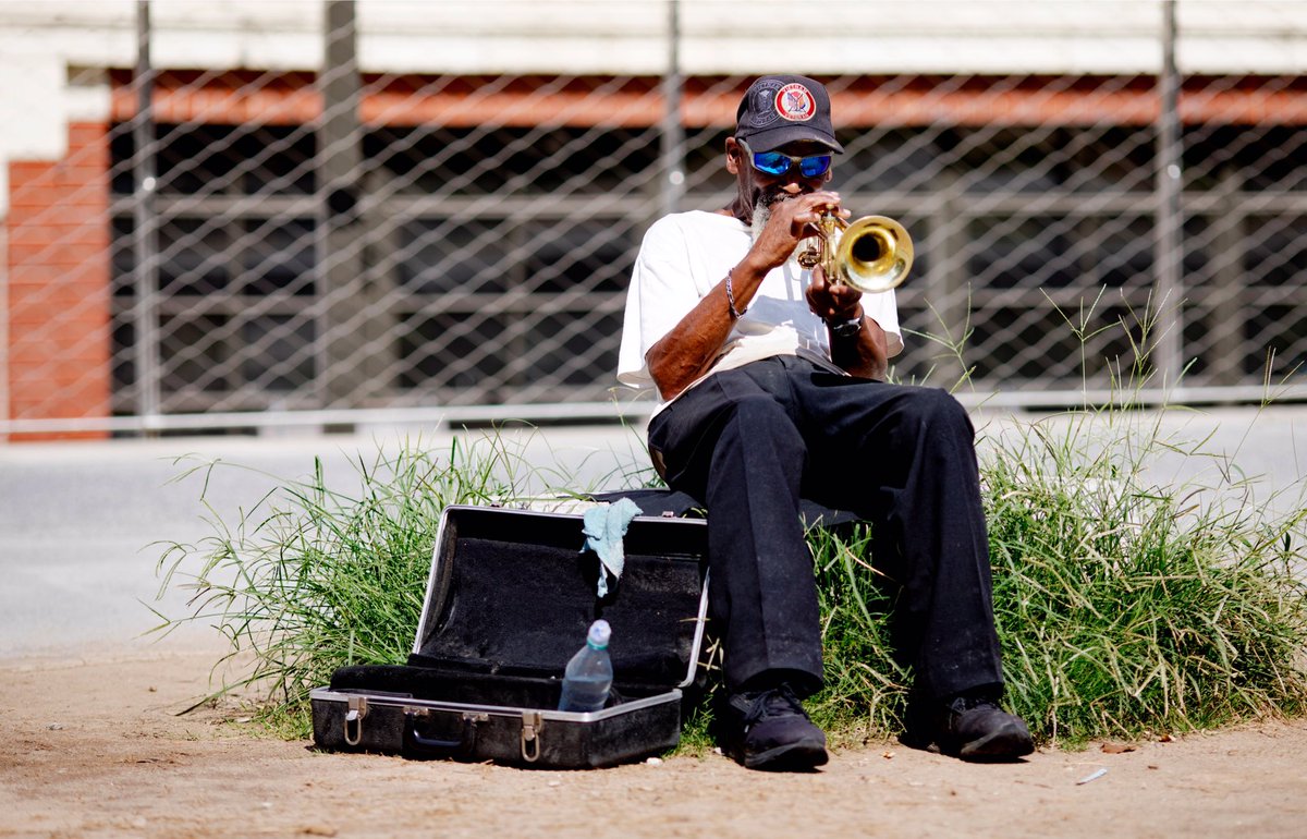 TravelChick4's tweet photo. Sweet music for a great Friday on the Eastside Atlanta BeltLine🎺
Check it out: https://t.co/o35wN2jePR
#maskedup #AtlantaBeltLine #travel #travelblogger #socialdistancing #VisitAtlanta #FiveFunThingsAtlanta https://t.co/9wdRnYds8K