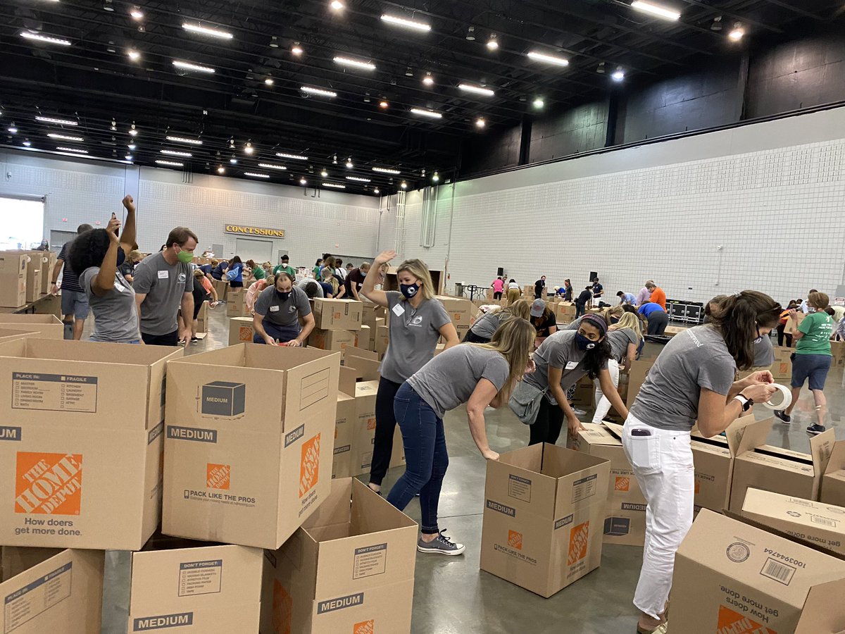 atlantaymca's tweet photo. Thanks to @IronwoodInsServ for joining us at #YMCADaysofService! We appreciate your support 😄 https://t.co/lgmj8CXSEn