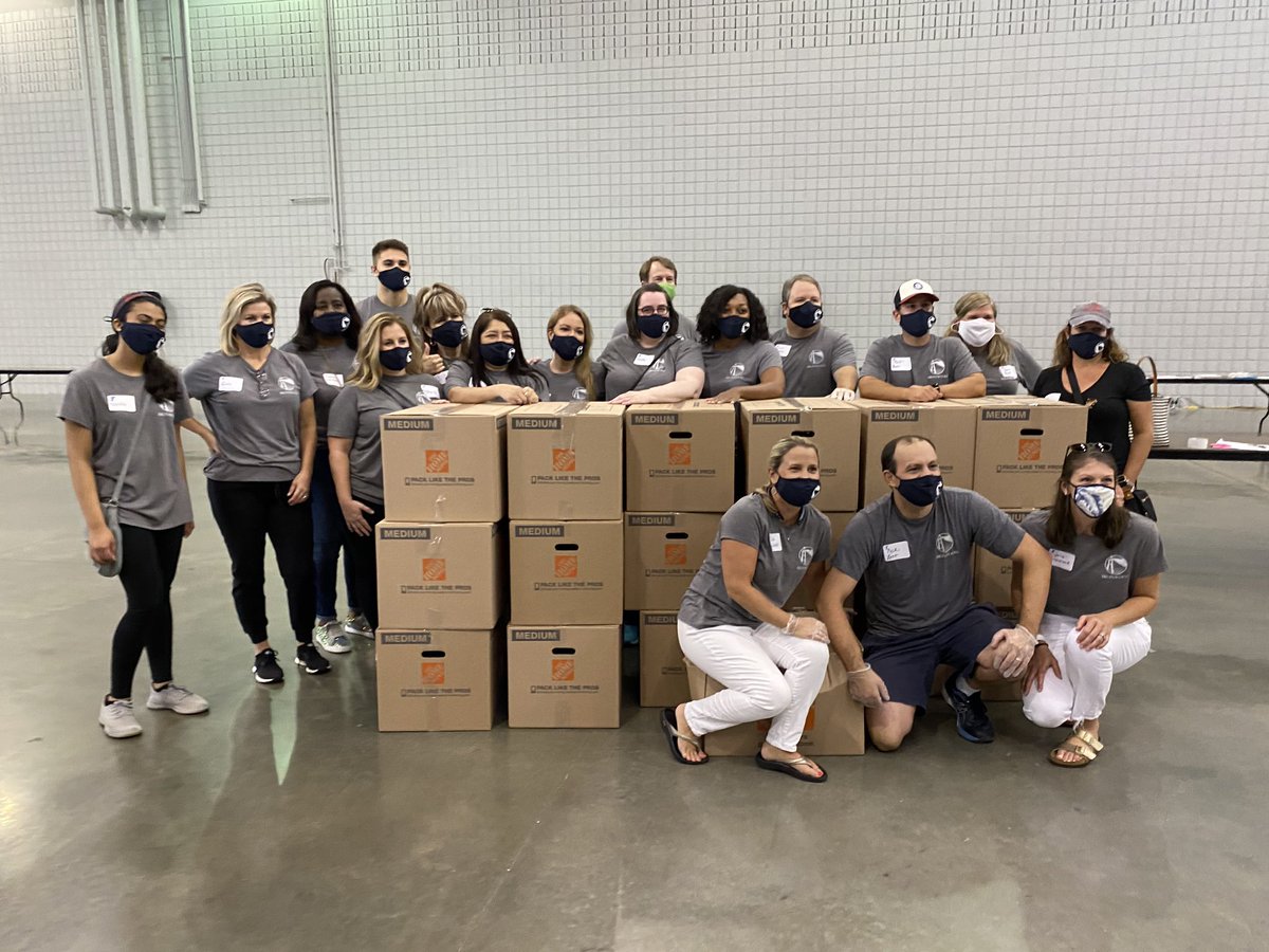 atlantaymca's tweet photo. Thanks to @IronwoodInsServ for joining us at #YMCADaysofService! We appreciate your support 😄 https://t.co/lgmj8CXSEn