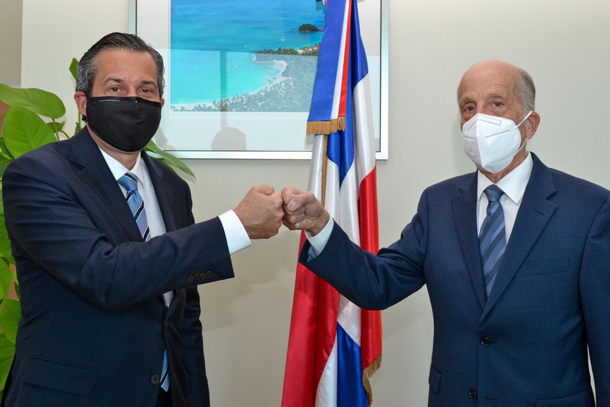 orlandojm's tweet photo. Siguiendo nuestras reuniones con @CambioClimaRD, hoy sostuvimos encuentro con el ministro Max Puig y nuestros respectivos técnicos en @ambienterd. Tendremos posiciones coherentes y unificadas en cambio climático, vital para el presente y futuro del país. https://t.co/27Jtdb9Q1l