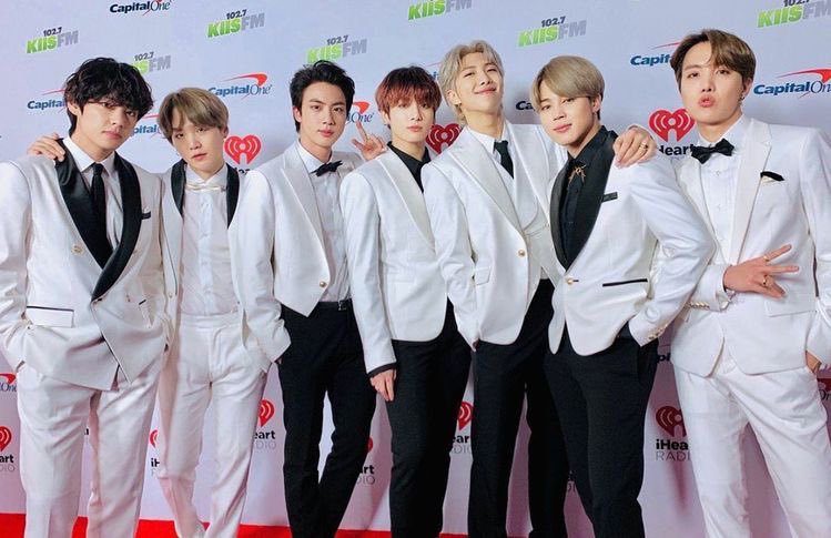The boys were back for their 4th trip to the USA in 2019 (5th for Hobi) to perform at iHeart Jingle Ball on 12/06/19, slaying the stage with  Drop, Make it Right and BWL with  @halsey Gorgeous in their white tuxedos