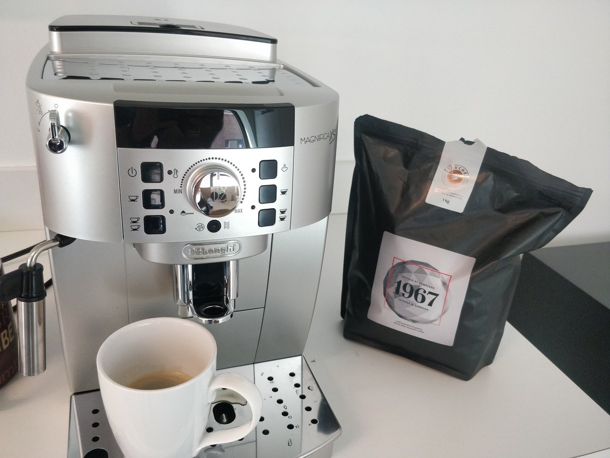 goodboyanush's tweet photo. Perfect #first #coffee in our own indigenous new coffee machine at @Deepliteai with @DavisSawyer2
#CoffeeLover #deeplite #office #montreal https://t.co/lcEdK0IzgO