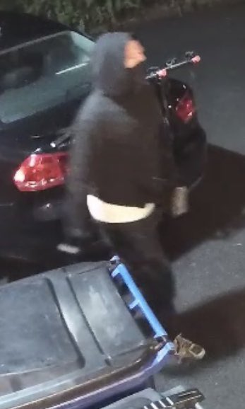 KeeleyFox29's tweet photo. Breaking:   SAME Guy has broken into ONE THOUSAND VEHICLES IN JUST THE PAST YEAR Bucks County District Attorney says.    Many were left unlocked making it too easy for him to do it so much.  1/2 @ChiefChachi_YPD @FOX29philly https://t.co/k8jM9yTews