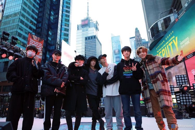 What can I say but that we ALL thought 2020 would level up again for  @BTS_twt &  #BTSARMY   after our handsome men rang in the New Year in Times Square capturing our hearts w/Make it Right & BWL (they looked EXPENSIVE)!!12/31/19 NYRE