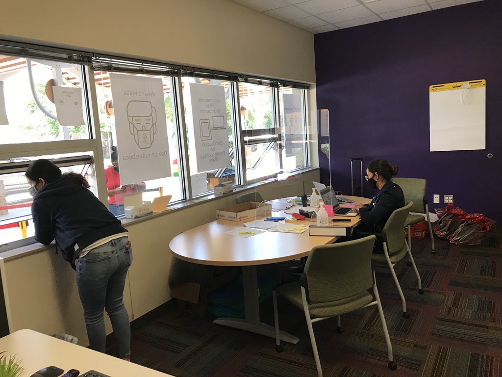Counselor, Ms. Chaparro, and CALT, Ms. Roman, dedicated their time to helping distribute technology to our students this week! Thanks to these dedicated ladies, almost ALL of our students have devices in hand. #PadronStrong #THANKYOU