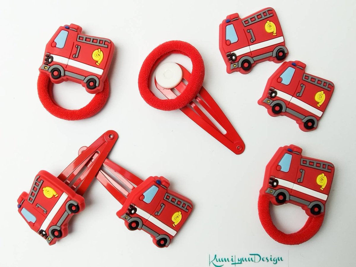 kumilynn59's tweet photo. Ich freue mich, den jüngsten Neuzugang in meinem #etsy-Shop vorzustellen: Haarschmuck Set Feuerwehr #haargummi #zopfgummis #jungs #haarspangen #zopfgummi #schmuck #haarschmuckjunge #handmade #accessoiresjunge https://t.co/MVQcOCZBq4 https://t.co/8Z1sMovFEC