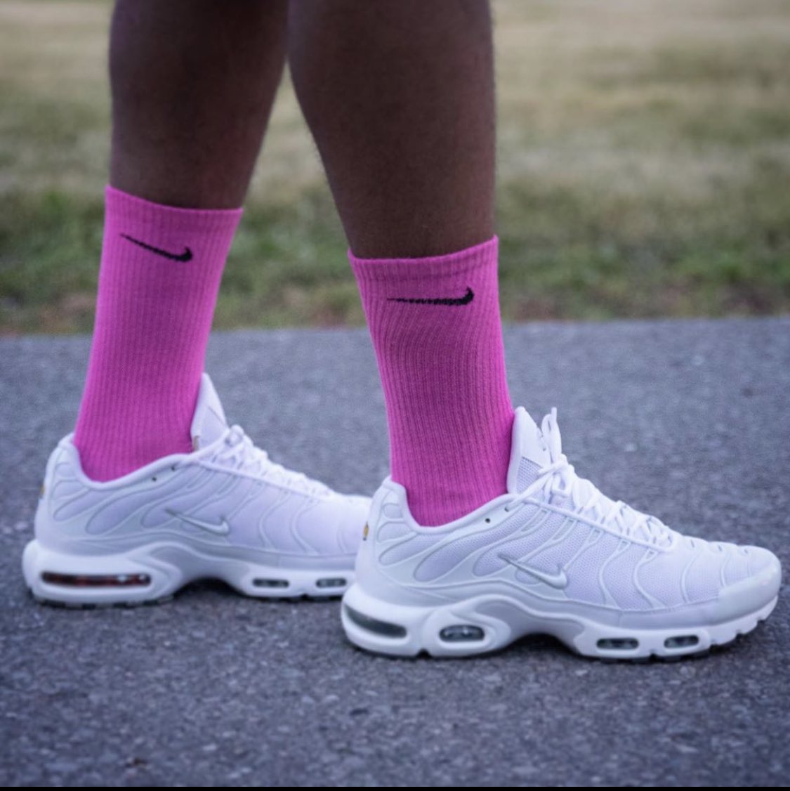 bombsawayj's tweet photo. @ryan_boothh Put your best foot and sock forward by shopping with Sneaker Sox! A Toronto based company dedicated to fashion and providing colourful and stylish socks to express yourself!                                                 Shop at https://t.co/Xl7dsclMNH or instagram: sneaker_sox https://t.co/Y36cJ76zlu