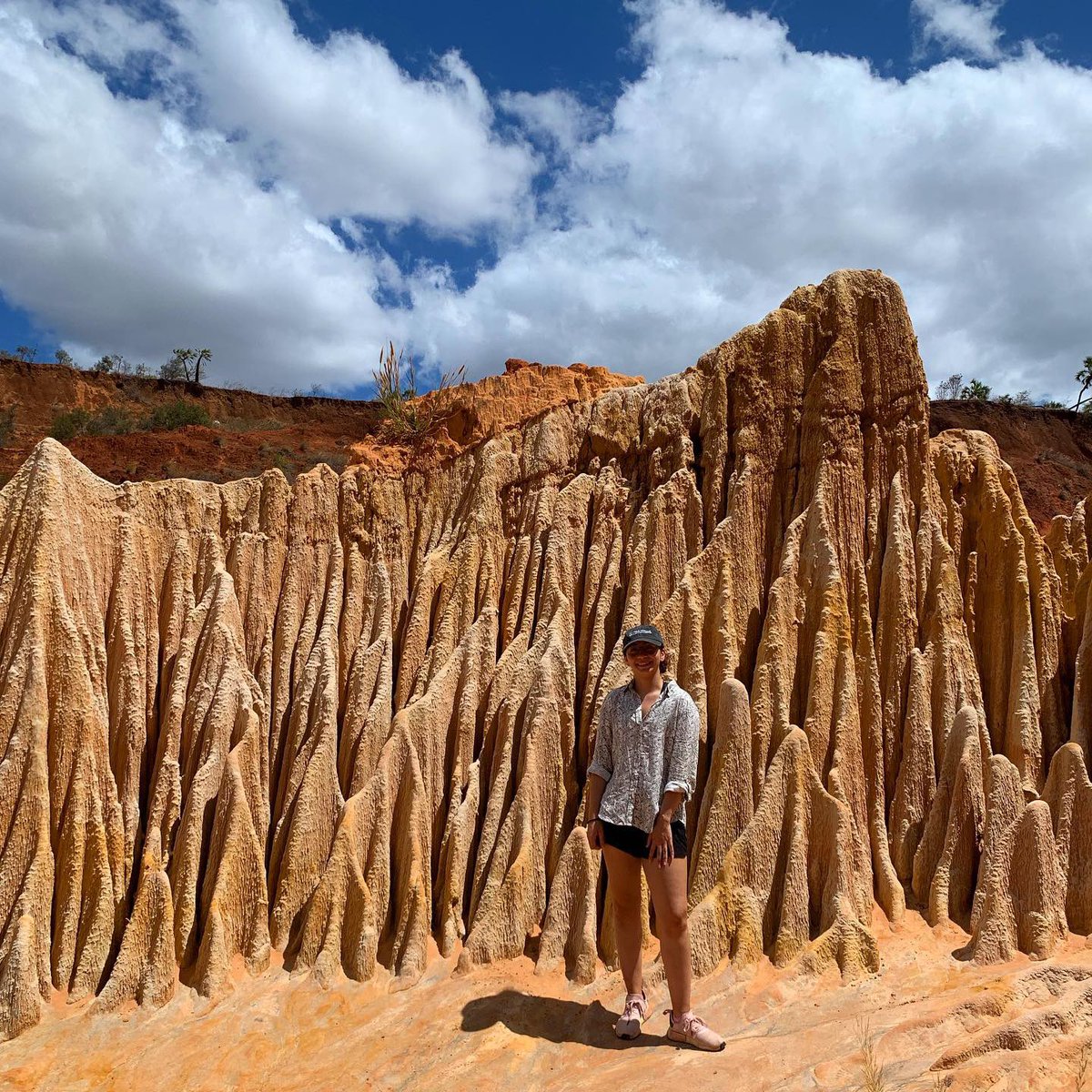 AGU_EPSP's tweet photo. Hey everyone! My name is Jordan Bretzfelder @JordanAdAstra and I’m going to be your afternoon entertainment! I’m a second year grad student @ucla studying aeolian processes on Mars #BlackinGeoscienceWeek #BlackInExosphere https://t.co/fS7HRiOSy6