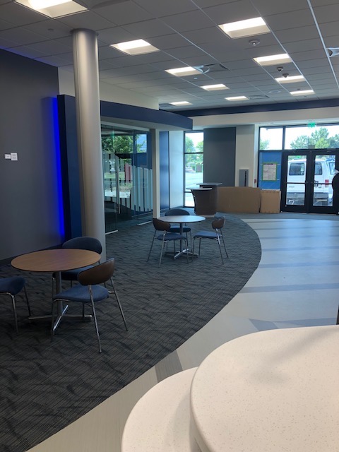 DavieConstNC's tweet photo. Another day &amp; another financial institution built by Davie Construction Co.! Here's a sneak peek at a credit union project in Charlotte. Comfortable, convenient &amp; clearly contemporary chic! #financialinstitutionconstruction #creditunionconstruction #buildmybank #daviedelivers https://t.co/eCIlmehBA3