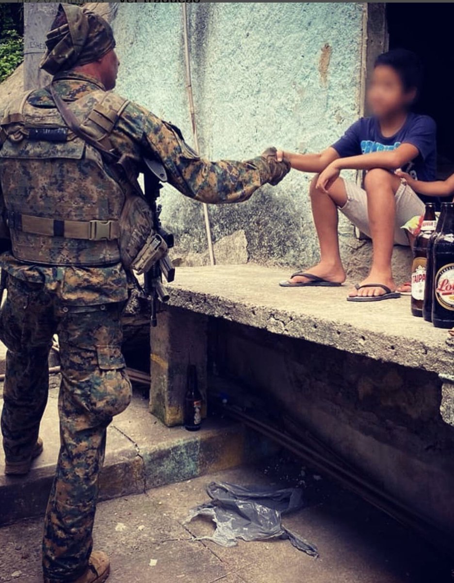 FiltroRj's tweet photo. Morador gosta de morar em um bairro aonde tem paz 💀sempre escolhem o lado bom ... Juntos somos mais Forte #💀 https://t.co/gwxDNEqCn1
