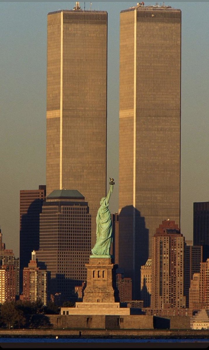 ValerieNL's tweet image. #nerverforget #NYCStrong