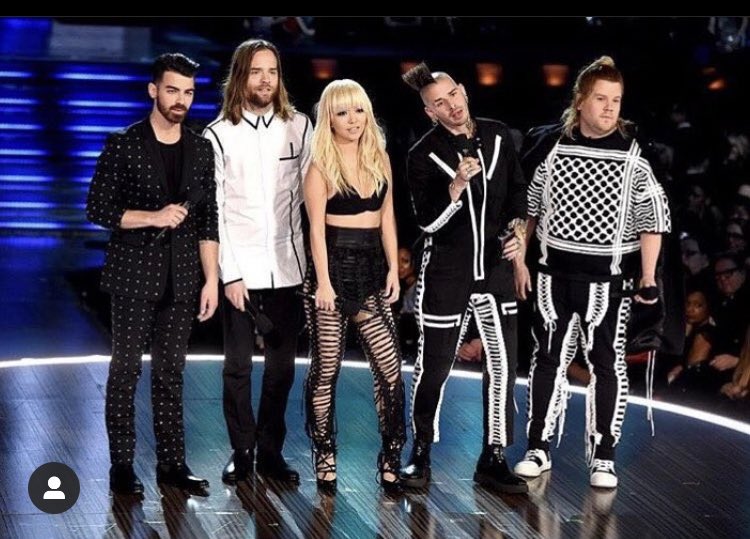 JinJackJoeDNCE's tweet photo. #5YearsOfDNCE #StreamCBTO Grammys 2017 (CreditToDNCEInsta) https://t.co/RGi0YhdEC7