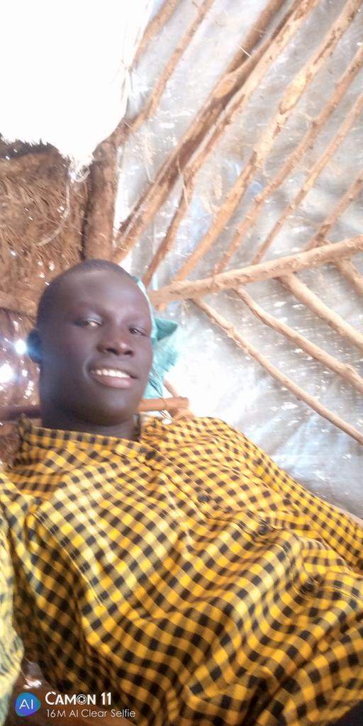 Now Larson is calling us haters and that he has made 10M from his Music,I respect that guy coz he is a good presenter(Until he starts telling us how much his shoes cost) and at one point he was the black to every Form 3 girl in a single sex school in Kampala