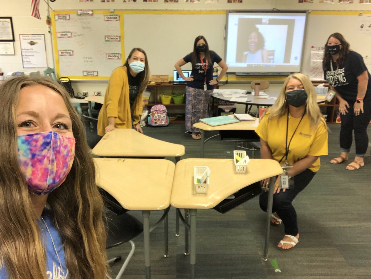 Sharing our passion 🙌🏼❤️ for #personalizedlearning with @FersTeach on the Makin’ It Personal podcast🎙📲💻#personalizeSC #personalizeRES #leadHCS #RESchiefs