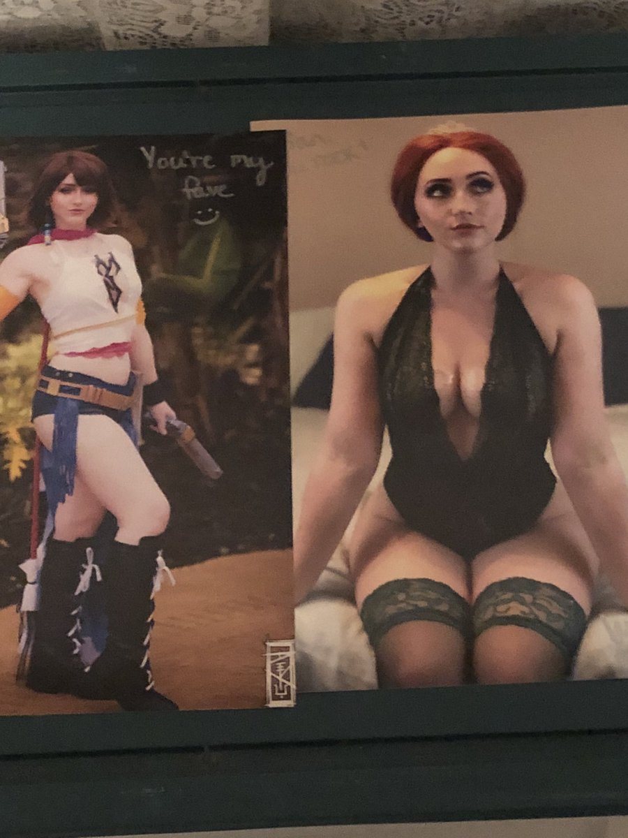 gamemaster56's tweet photo. Thank you @jessblazecos for all the extra prints!! ☺️😁 https://t.co/9OaheAdJb8