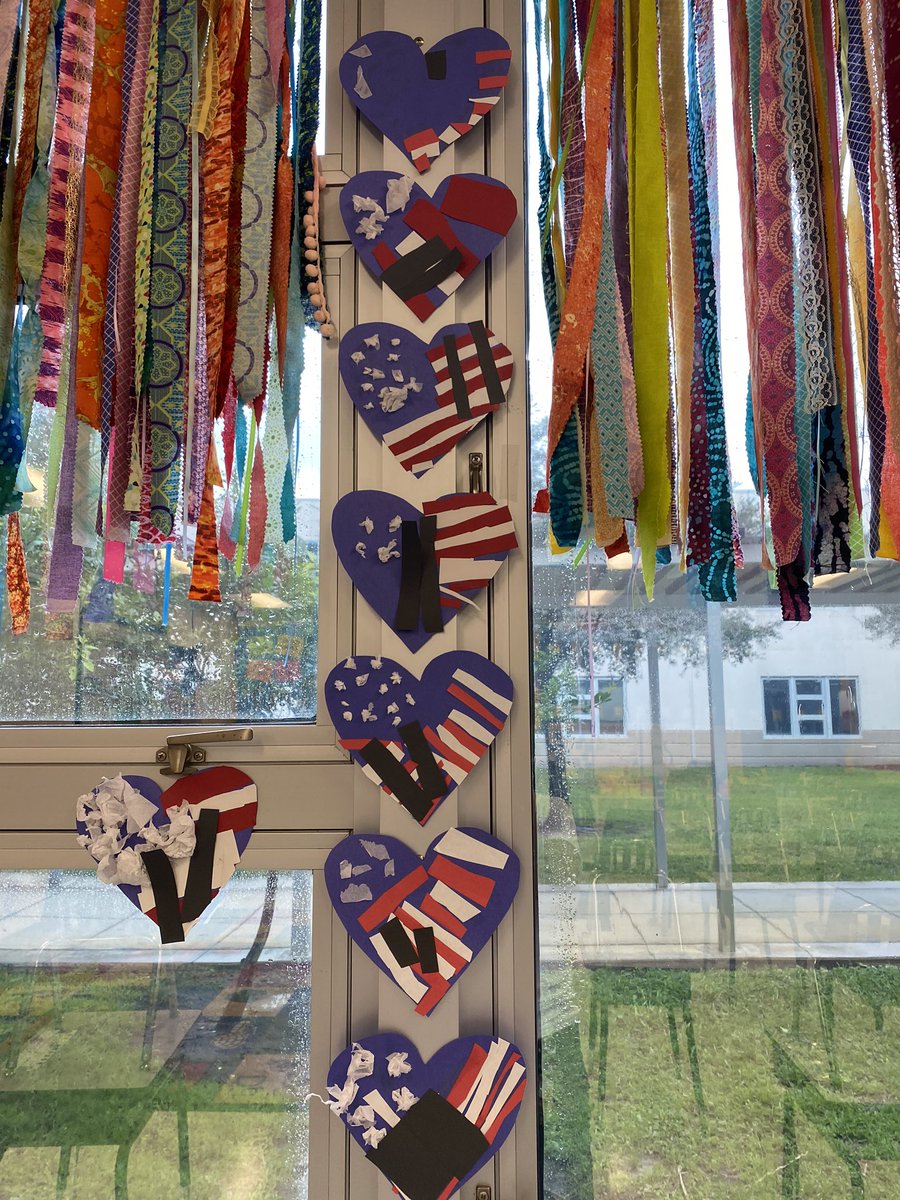 teacherash2010's tweet photo. Teaching the next generation to never forget.  🇺🇸 @McKitrickElem https://t.co/s0s0SuYg0i