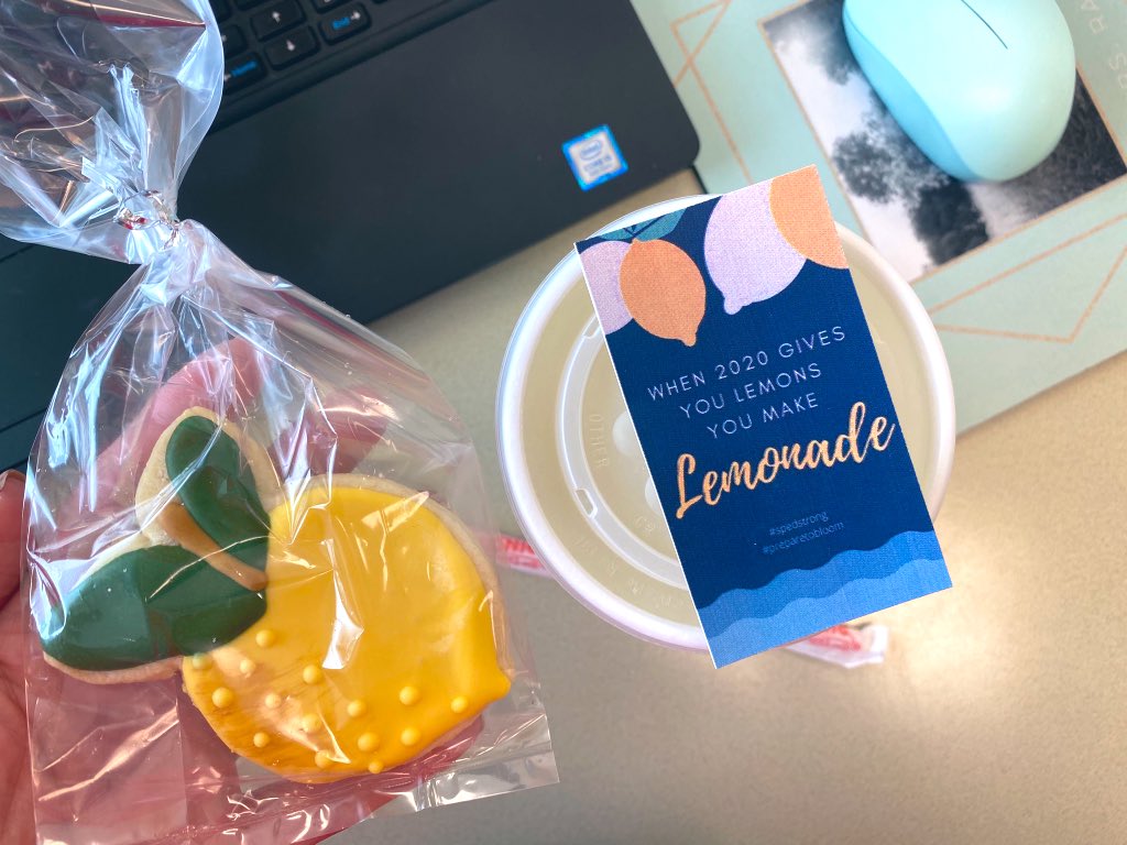 Mrs_Raska's tweet photo. Seriously y’all, @lynn_jameson knows how to make a girl feel appreciated 😊 #preparetobloom #castleberryisd https://t.co/eFCyyIryut