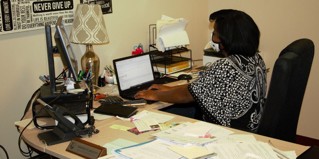 ManateePAC's tweet image. We are so excited to learn from professional consultants afforded to us from @ThePattersonFdn to strengthen our efforts through participation in Advancing Mission Thrivability. We are working on new processes and possibilities for people to enjoy live theatre once again!