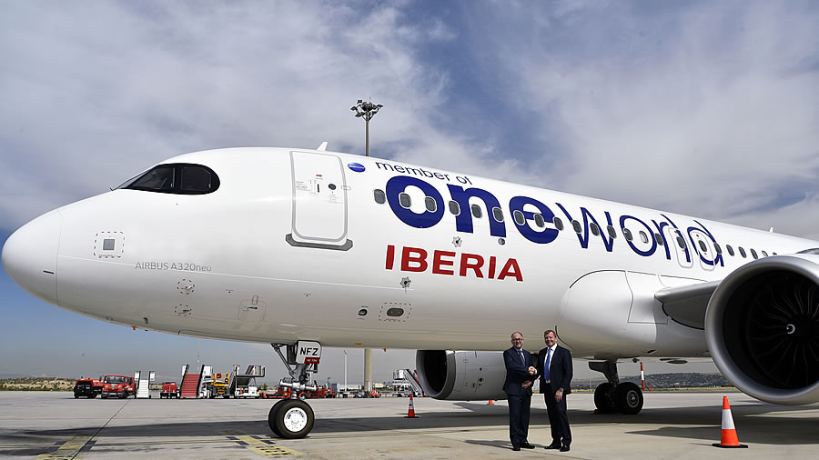 hsmdaily's tweet photo. Las #aerolíneas de #oneworld se #comprometen a #emitir #cero #emisiones #netas en #2050 @Iberia @traveloneworld @hsmdaily #Airlines #Aviacion #Aviation #Aeronautica #Aeronautic #HuellaCargono #CarbonoCero #Ecologia
Más Info - Click Aquí: 👉 https://t.co/u2n3DcljyN https://t.co/gpOga3ediK