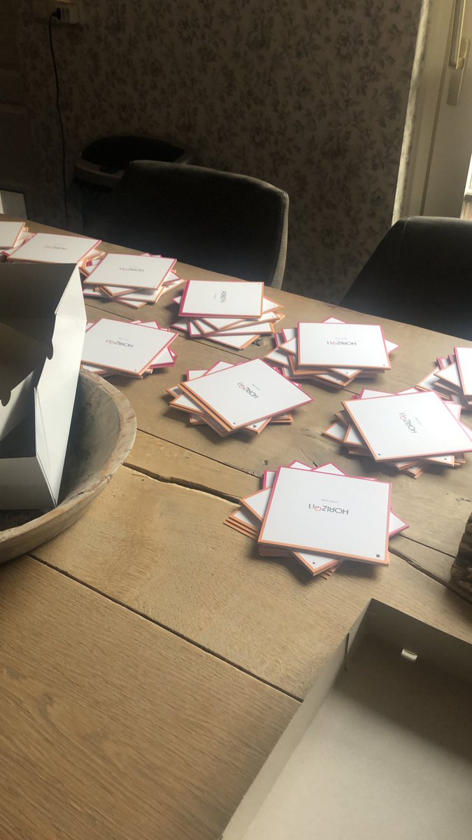 De visie boekjes van Horizon zijn klaar!! 👏🏼👏🏼👏🏼
Voor degene die geïnteresseerd zijn en deze willen ontvangen is een mailtje genoeg. 
Info@horizon-netwerk.nl

Inschrijven voor onze nieuwsbrief kan natuurlijk ook. 
horizon-netwerk.nl/contact (onderaan de pagina)