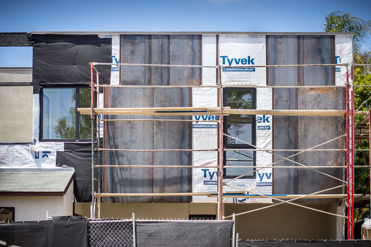 thoughtcraftarc's tweet photo. We used a nesting software to lay out the exterior weathering steel panels efficiently and prescriptively for our Taylor-Metcalf Residence.  We often have façade layouts that have specific relationships to various elements in our designs. https://t.co/yz2RuRmWPB