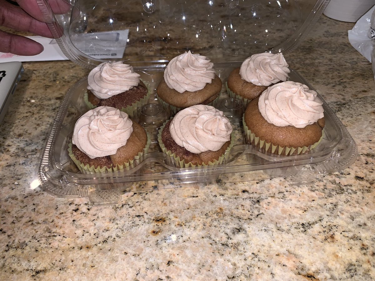 earlrashawn's tweet photo. @Love_Maya my friend I’m sure going to miss these 😭. Please start shipping soon 😂. https://t.co/K3tuyFVrH1