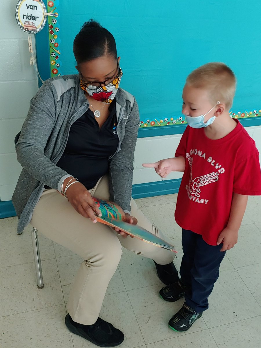 Supporting Grade 5 Science at <a href="/BoulevardRamona/">Ramona Boulevard Elementary</a>, but I stopped by a 1st grade class and enjoyed reading “In A Small, Small Pond” with this little fella. <a href="/the_girlfactor/">Dr. DeVonne Lampkin</a> <a href="/DuvalSchools/">DCPS</a>