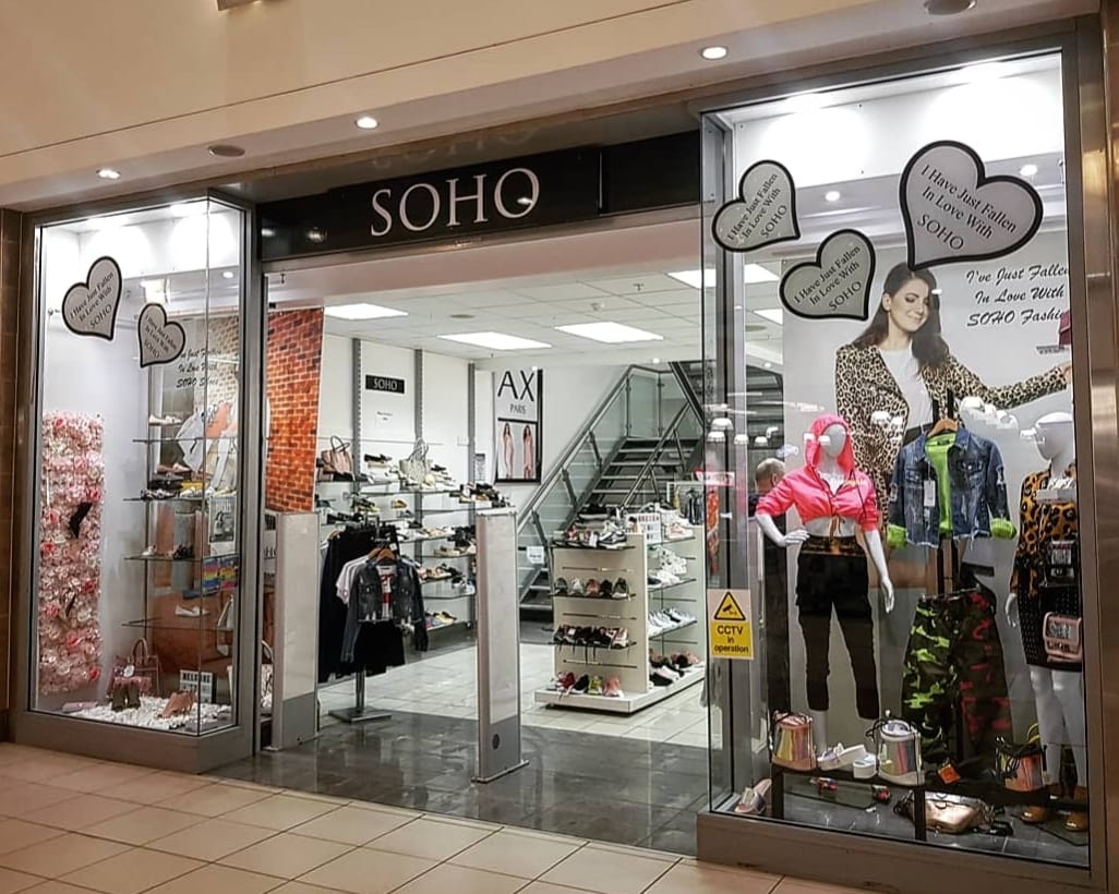 AnchorData's tweet photo. Yet another successful retail business bucking the trend in todays economic climate. #ADStouch Barcode Scanning System installed in another #SohoFashion store at BowStreetMall #Lisburn. Fully Programmed, Simple to Use. Get in touch for a Quote/Demo #epos #Sam4s #BounceBackNI https://t.co/a0dntNl8wi