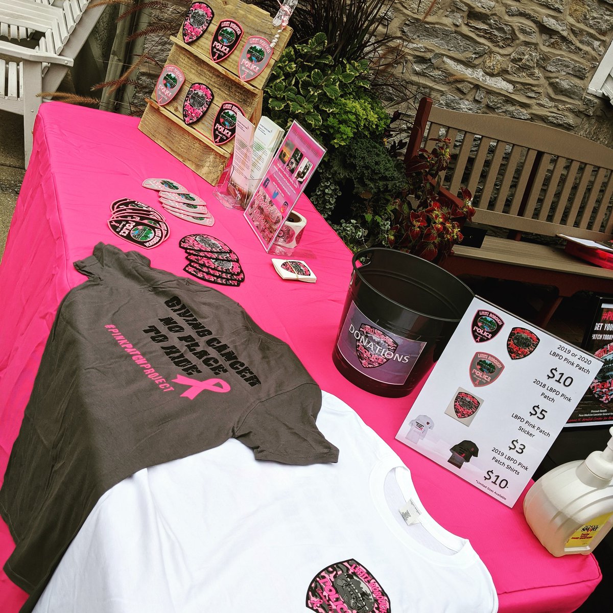 LititzPolice's tweet image. The #LBPDPinkPatch booth is all set up for #SecondFriday.  We'll be on East Main Street at Sturgis Lane until 9pm.  #PinkPatchProject