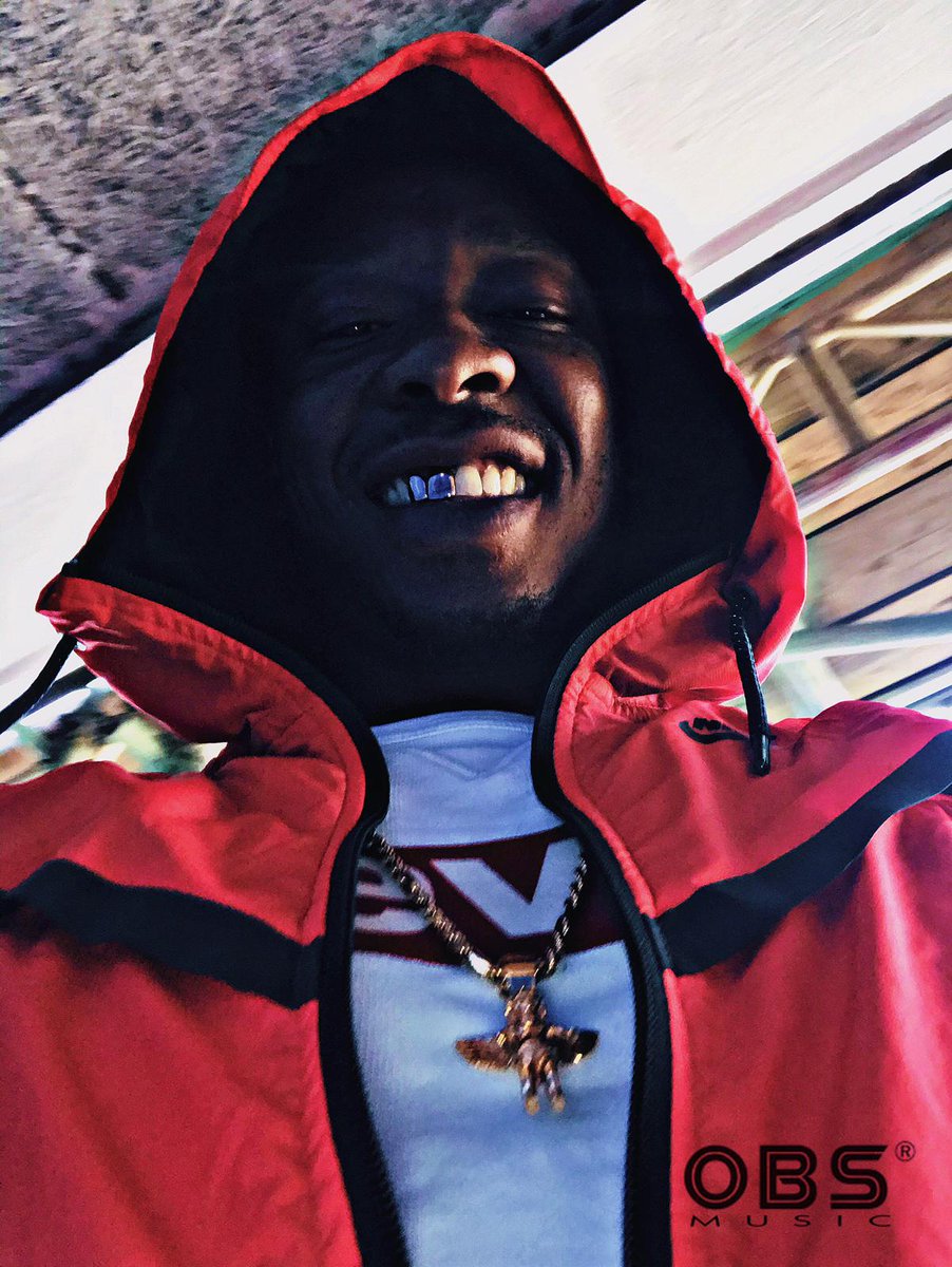 mob_ceo's tweet photo. Always smiling wateva da weather ☺ https://t.co/nnsIXBAdKc
