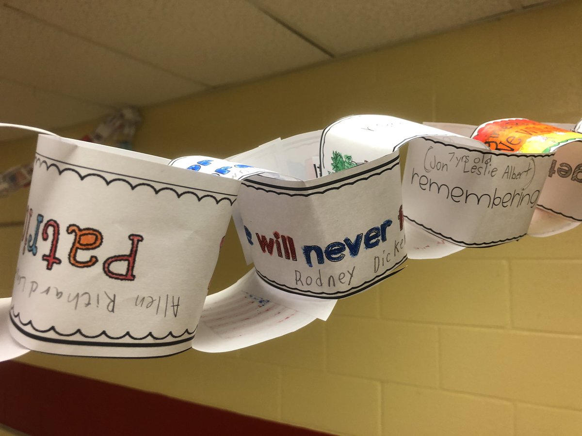 GetUpJohnnyBoi_'s tweet photo. Today, our 5th graders @TweetDCS_DCES spent time honoring those lost on September 11, 2001. I was moved by all the ways my students chose to remember both victims and heroes. Iโm one proud teacher! #TeamDCES #TeamDCS #NeverForget https://t.co/MwOc5df4Tj