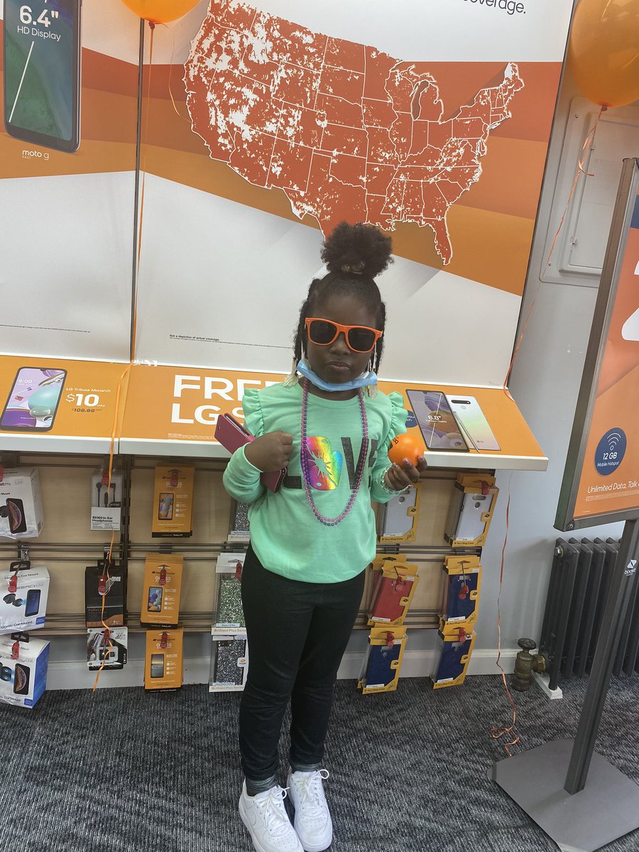 BoostLefferts's tweet photo. #hypersidewalk @hyperlinkusa @faithhyperlink #BoostDishingdeals #Dish #BYOD https://t.co/Z4Ga4adQaE