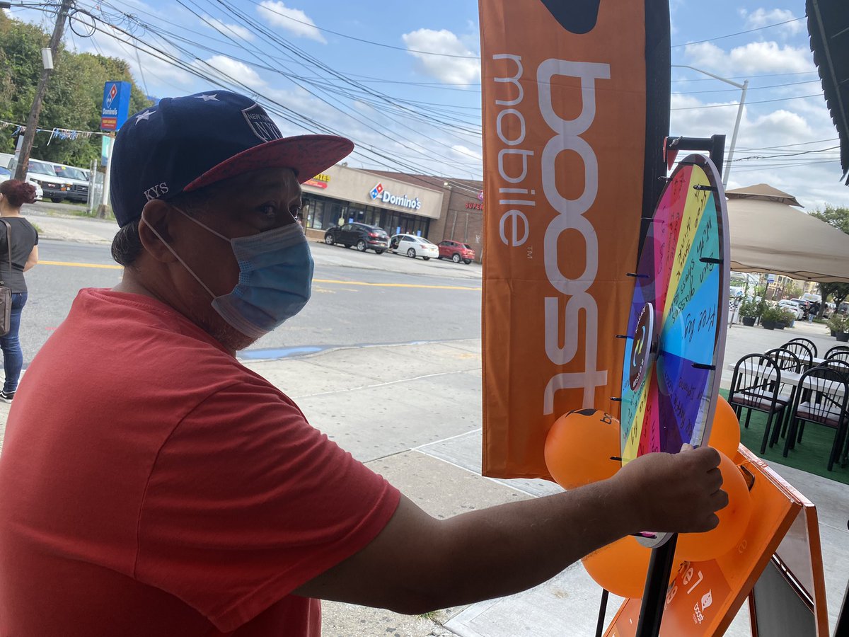 BoostLefferts's tweet photo. #hypersidewalk @hyperlinkusa @faithhyperlink #BoostDishingdeals #Dish #BYOD https://t.co/Z4Ga4adQaE