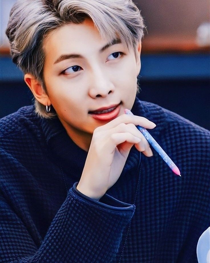 JamadarRayna's tweet photo. Happy birthday the coolest and the best leader of the world❤️ may god bless you ❤️ #bts #btsarmy #btslover #btsforever #btsfangirl #kimnamjoon #rm #rapmonster #btsindianarmy https://t.co/iMTi1v0Rlu