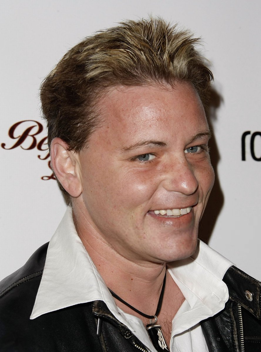 lordofthedread1's tweet image. Corey Haim 19 March 2009 Shark City #CoreyHaim #HAIMTOPLEASE (watermark/license removal) #HaimHijacks I came to bring the Haim! (If you want these pics best save them when I post, they may get removed) Much Love to Judy &amp;amp; the Haim family 💝